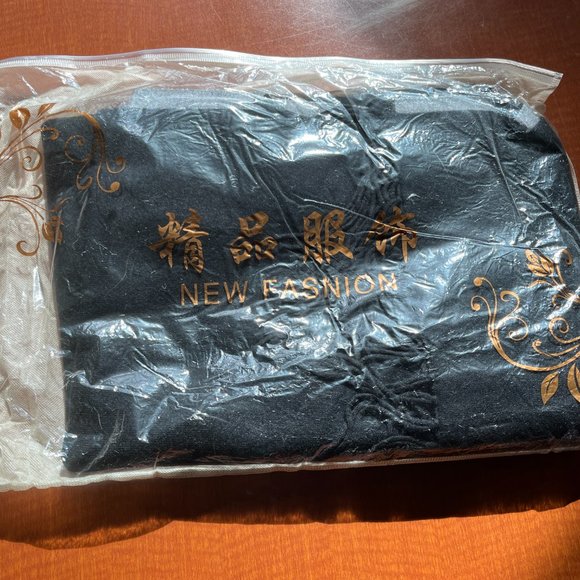 WOMEN'S PONCHO BATWING SLEEVE PONCHO SHAWL FRINGED CAPE BLACK AND GRAY - MINT!!! - Picture 12 of 14